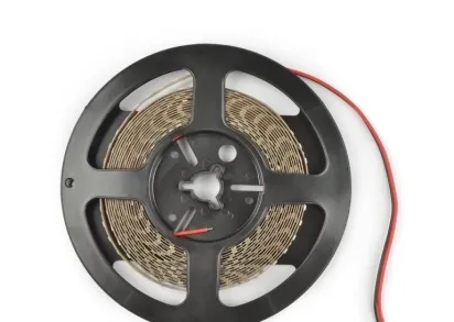 Светодиодная лента Uniel 9,6W/m 120LED/m 2835SMD теплый белый 5M ULS-2835-120LED/m-8mm-IP20-DC24V-9,6W/m-5M-3000K UL-00005872