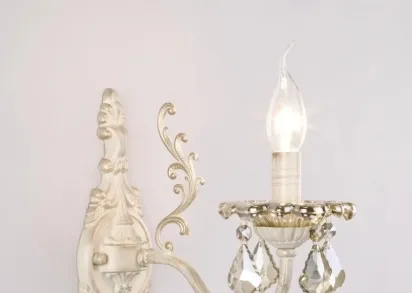 Бра Eurosvet 3281/1 белый с золотом/тонированный хрусталь Strotskis