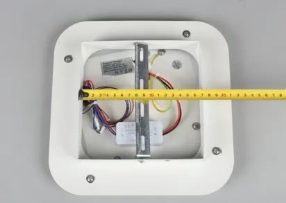 Настенный светодиодный светильник Omnilux Verres OML-07601-29